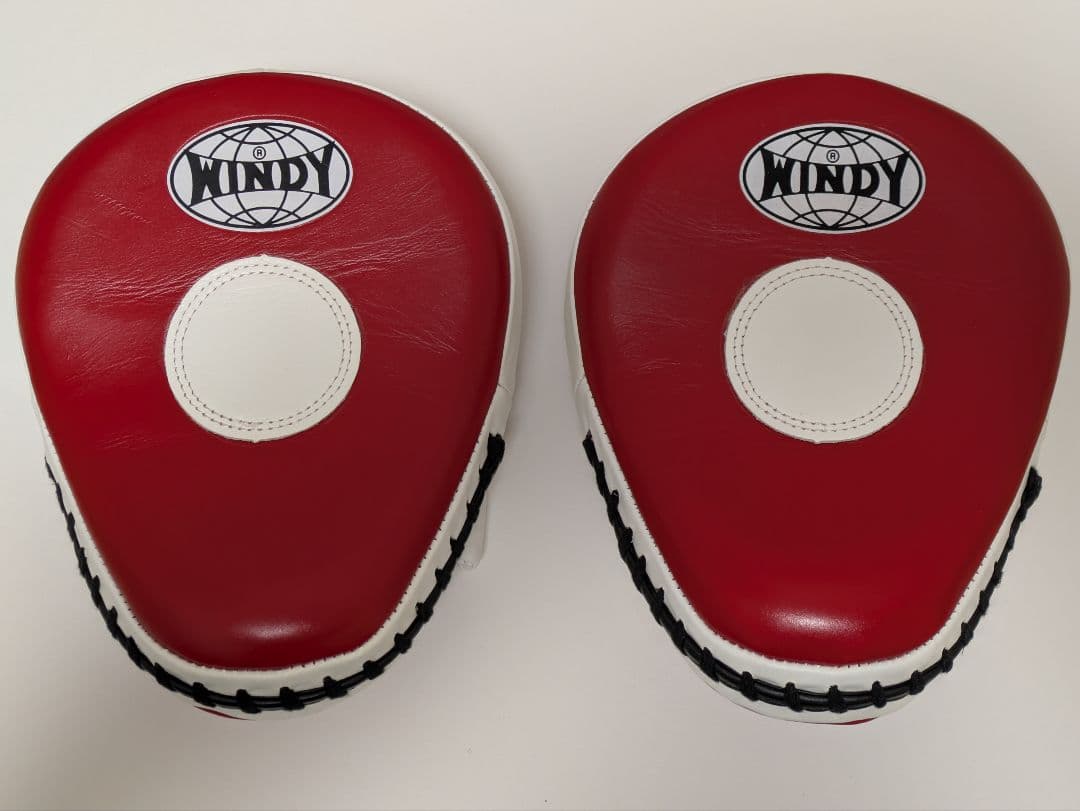 WINDY PP-10 パンチングミット 赤/白 新品未使用 バンテージおまけ
