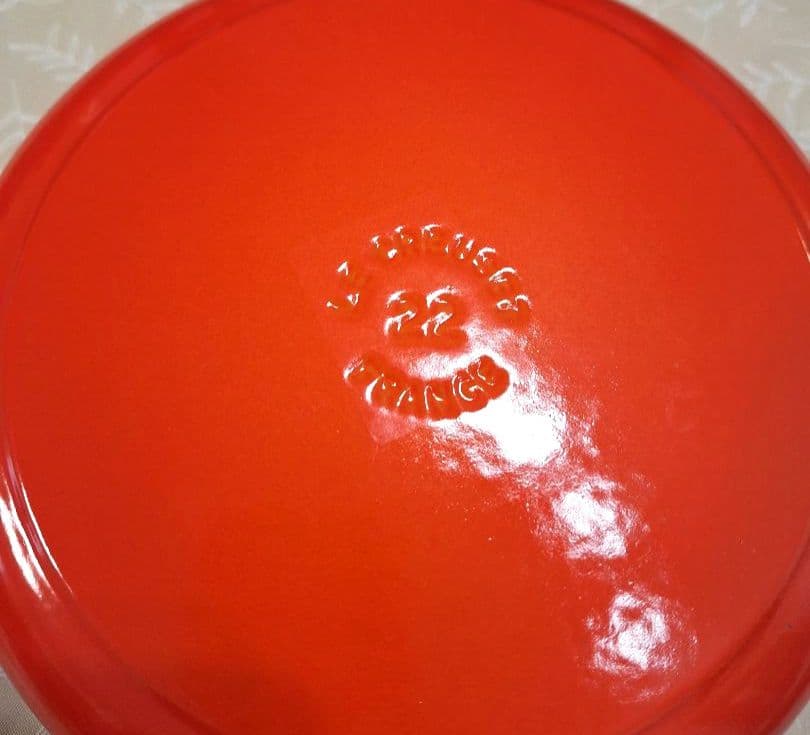 LE CREUSET　ル・クルーゼ　両手鍋 22cm オレンジ