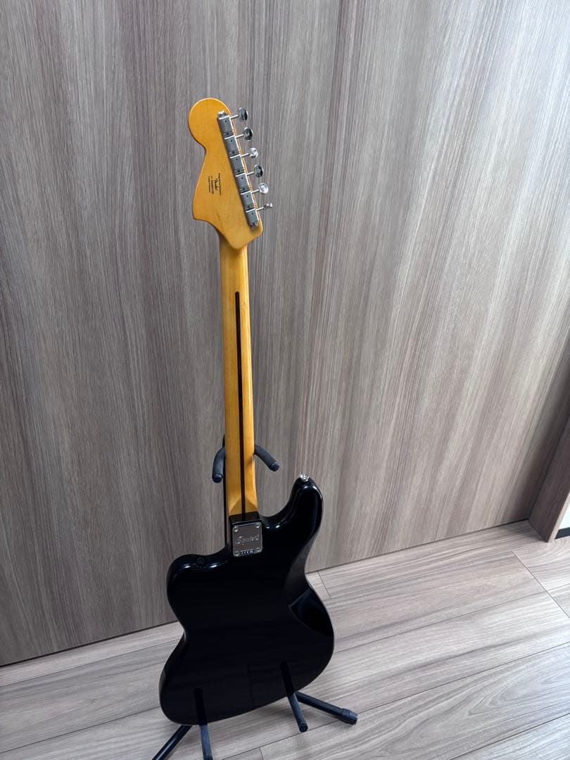 ベース Squier by Fender Classic Vibe bass VI