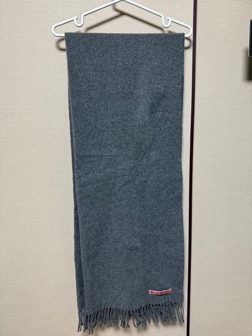 Acne Studios フリンジウールスカーフ オーバーサイズ グレーメランジ