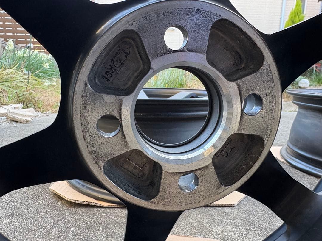 タイヤ・ホイール RAYS TE37 SONIC 16 7J PCD100 4H