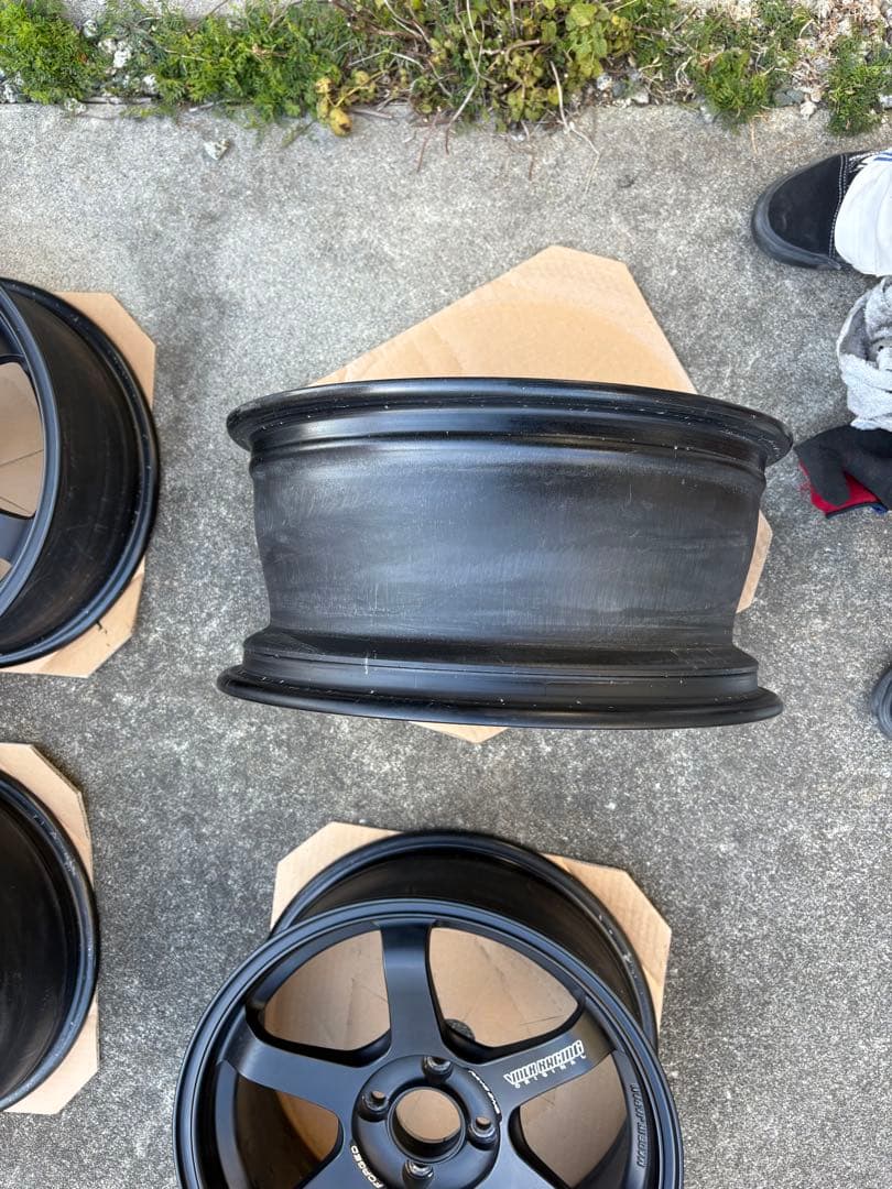 タイヤ・ホイール RAYS TE37 SONIC 16 7J PCD100 4H