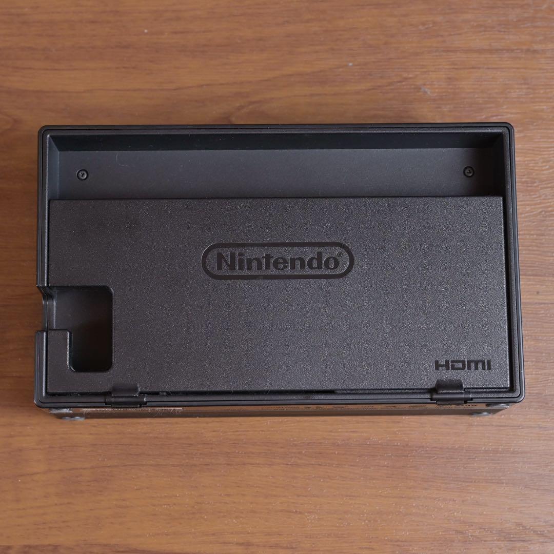 ま*ゃ様 【動作確認済】Nintendo Switch 本体 一部欠品あり おま