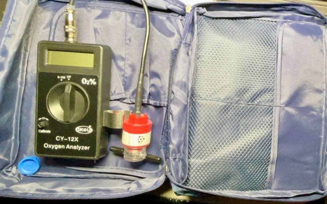 ペット用酸素濃度計 ペット用酸素ケージ適用 高精度 酸素濃度測定器　IKOU