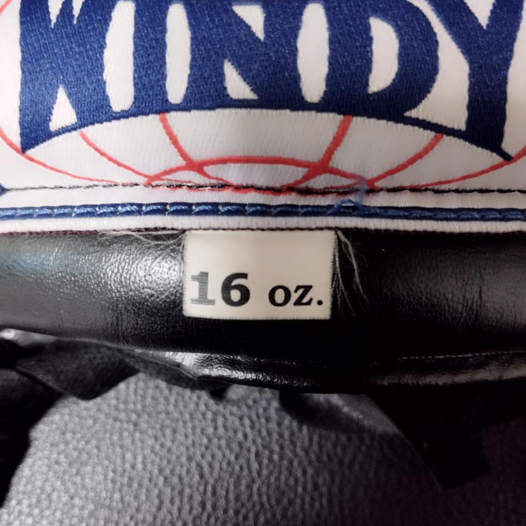 WINDY キックボクシンググローブ 16oz ブラック
