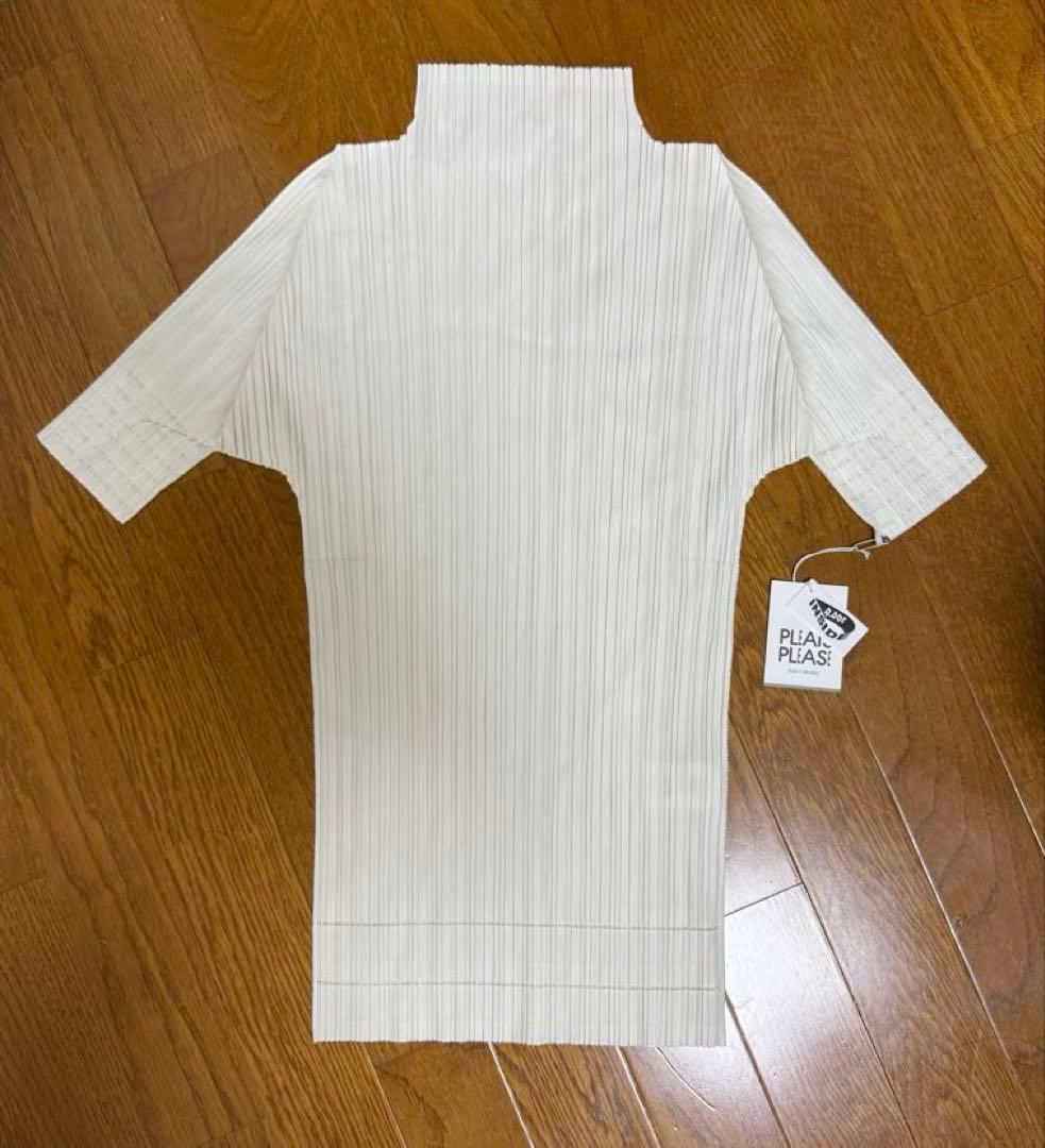 PLEATS PLEASE 半袖トップス PP51JK933 サイズ04