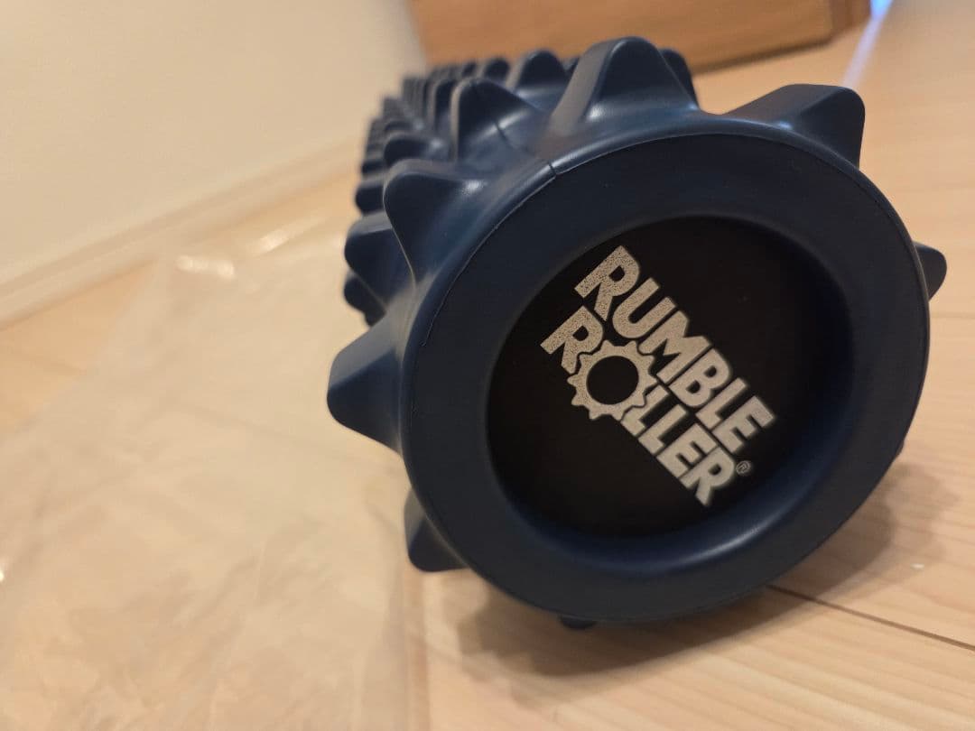 セール！美品⭐匿名配送　RUMBLE ROLLER 筋膜ローラー ネイビー