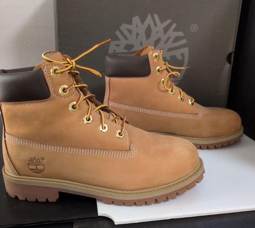 【新品級・箱付き】Timberland プレミアムブーツ 24cm