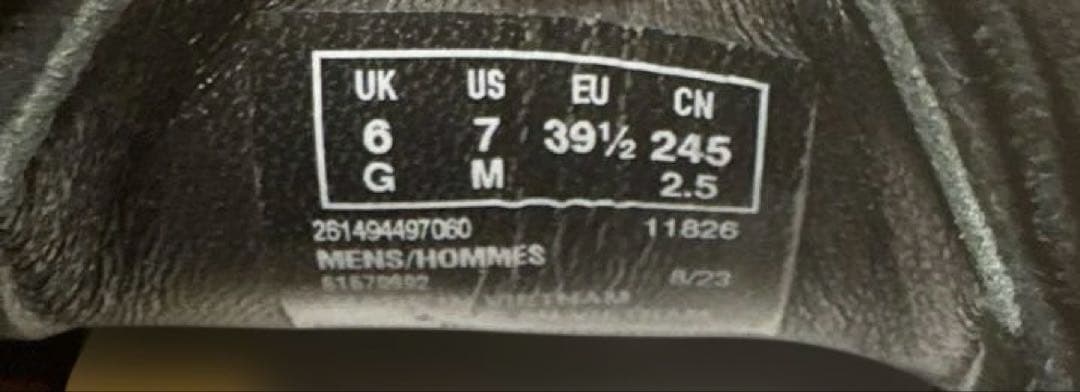 週末値下げ【美品】クラークス ワラビーGTX スエードブラック UK6、25cm