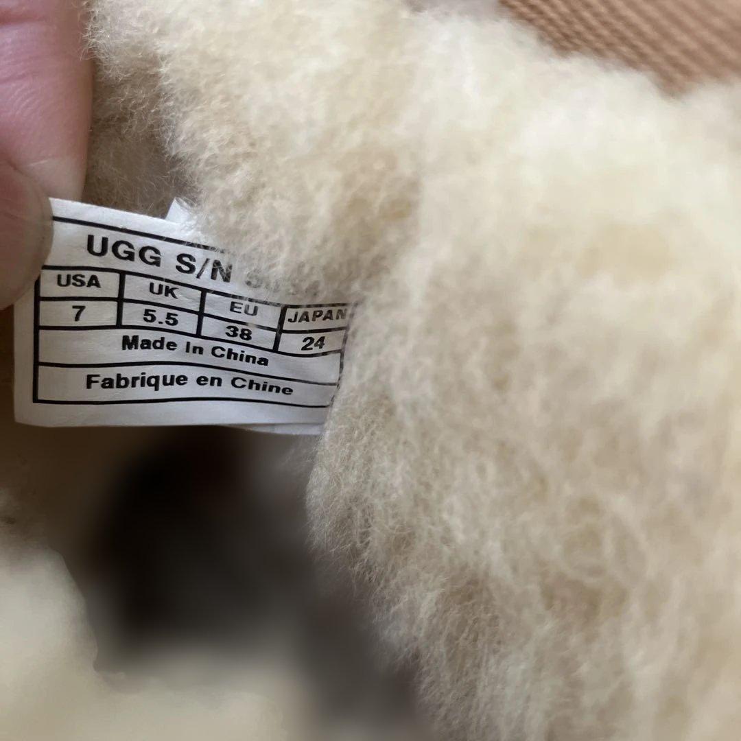 アグ　UGG　24センチ　ムートンブーツ