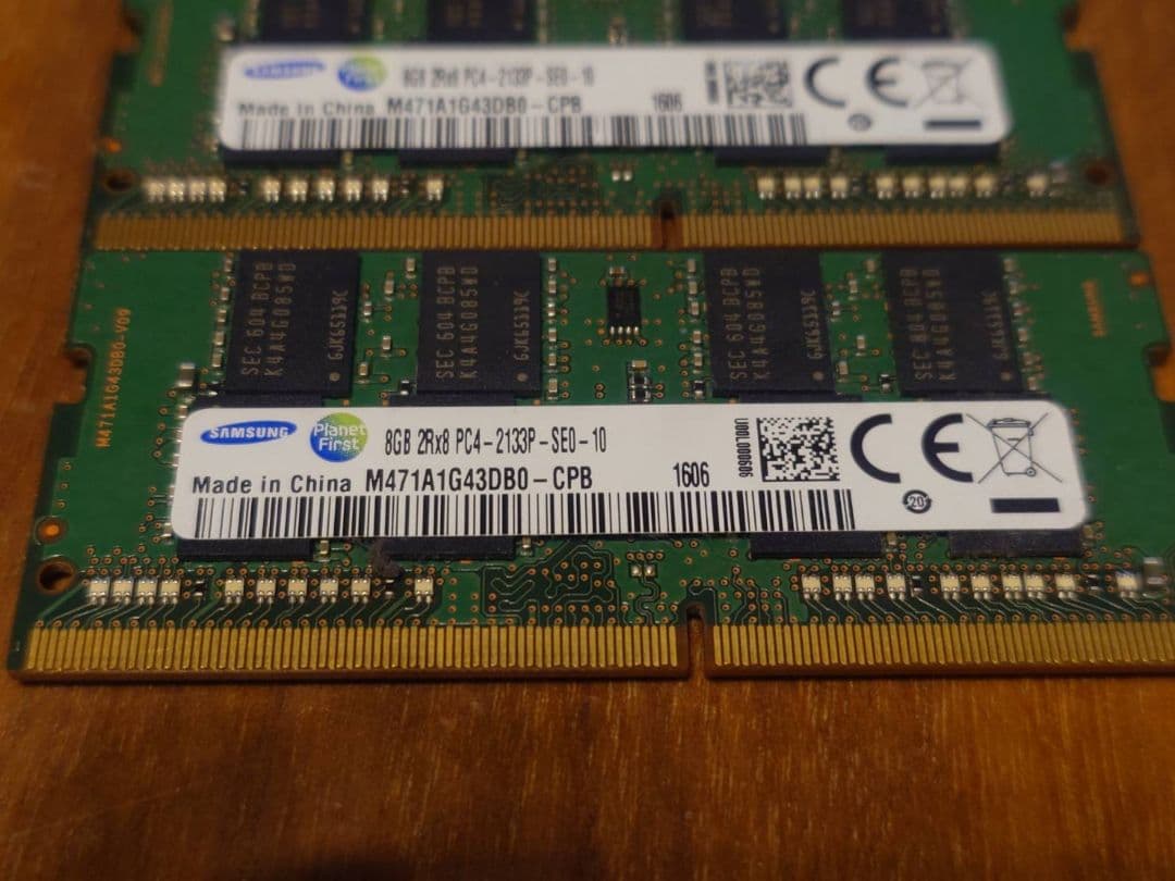 SAMSNUG ノートPC用メモリ DDR4-2133 8GB✕2枚