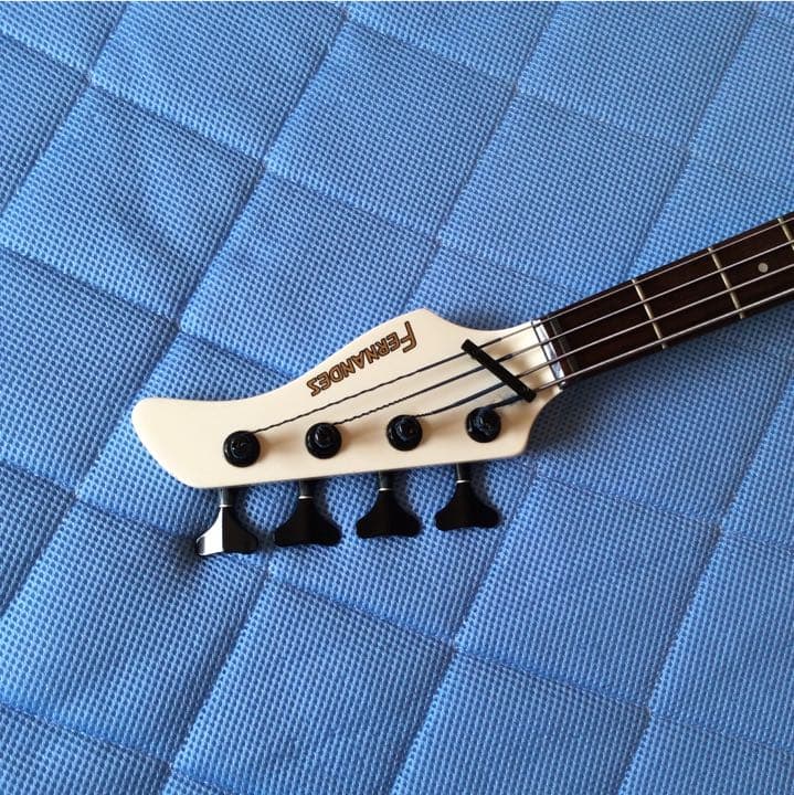 <値下げ> FERNANDESベースギター ソフトケース付き(美品)