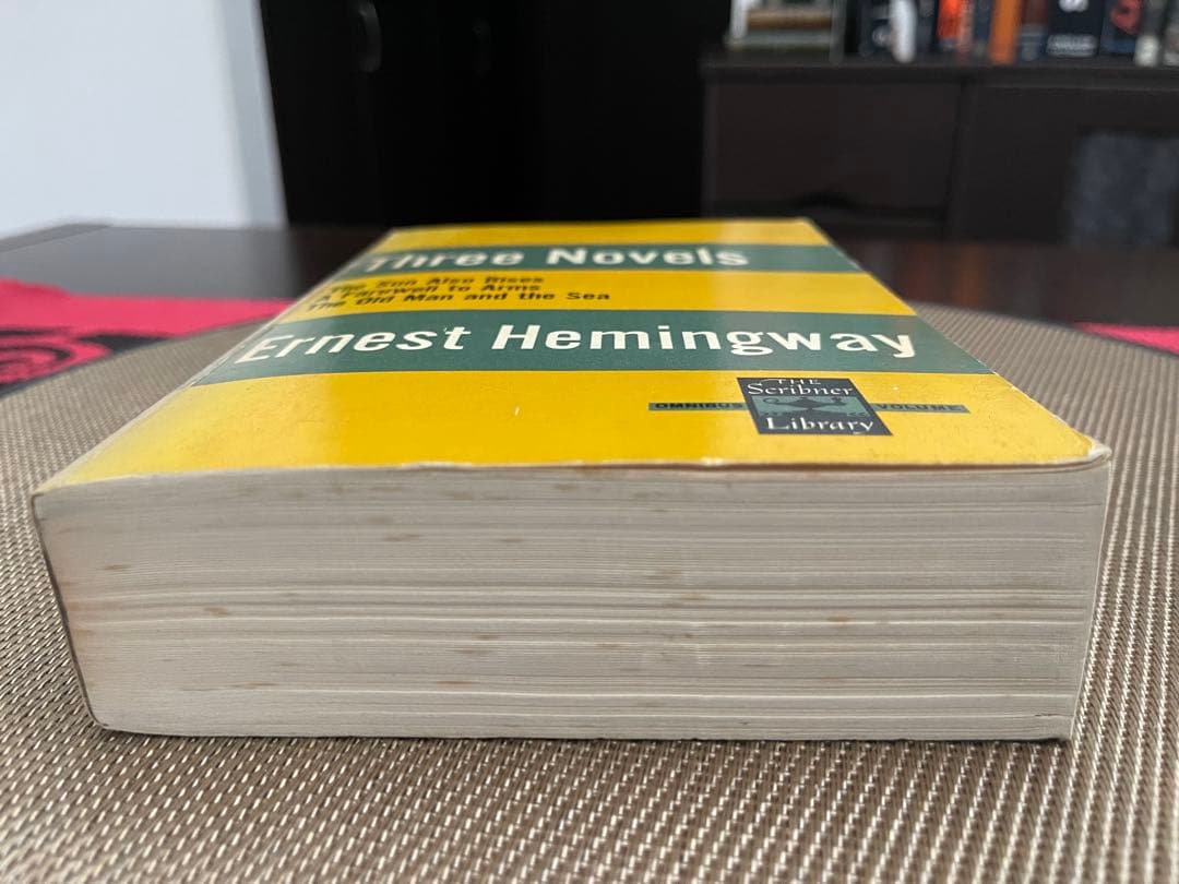希少　Three Novels by Ernest Hemingway