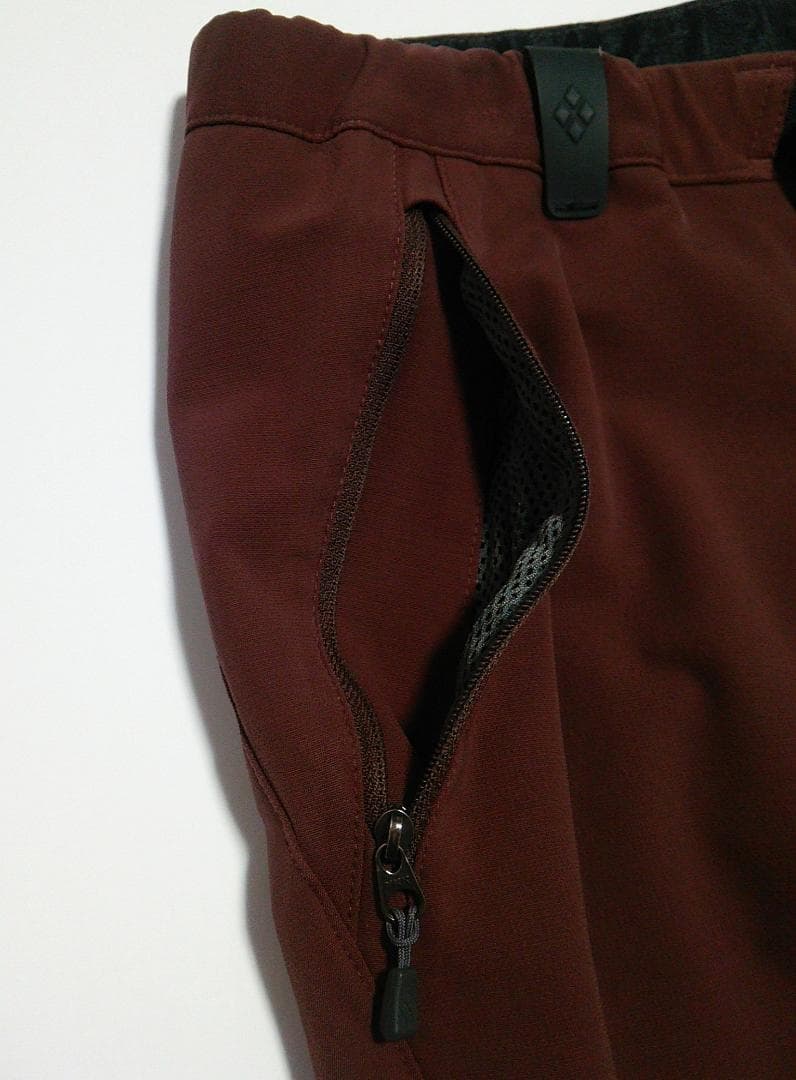 美品 モンベル 中厚手 ストレッチ マウンテントレーナーパンツ メンズM