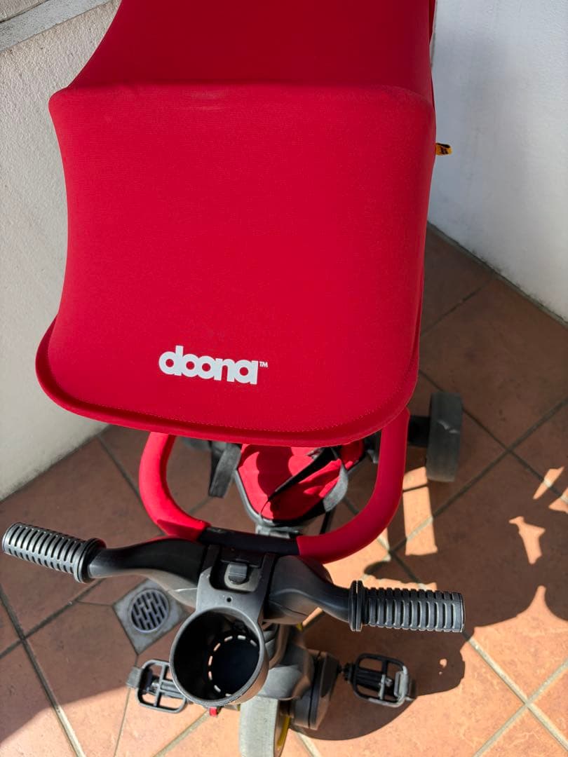 doona LIKI TRIKE リキトライク 赤　折り畳み三輪車