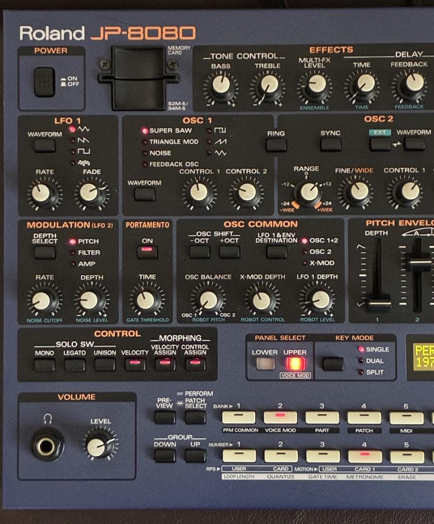 k*a様 Roland JP-8080 アナログモデリングシンセサイザー 完動品