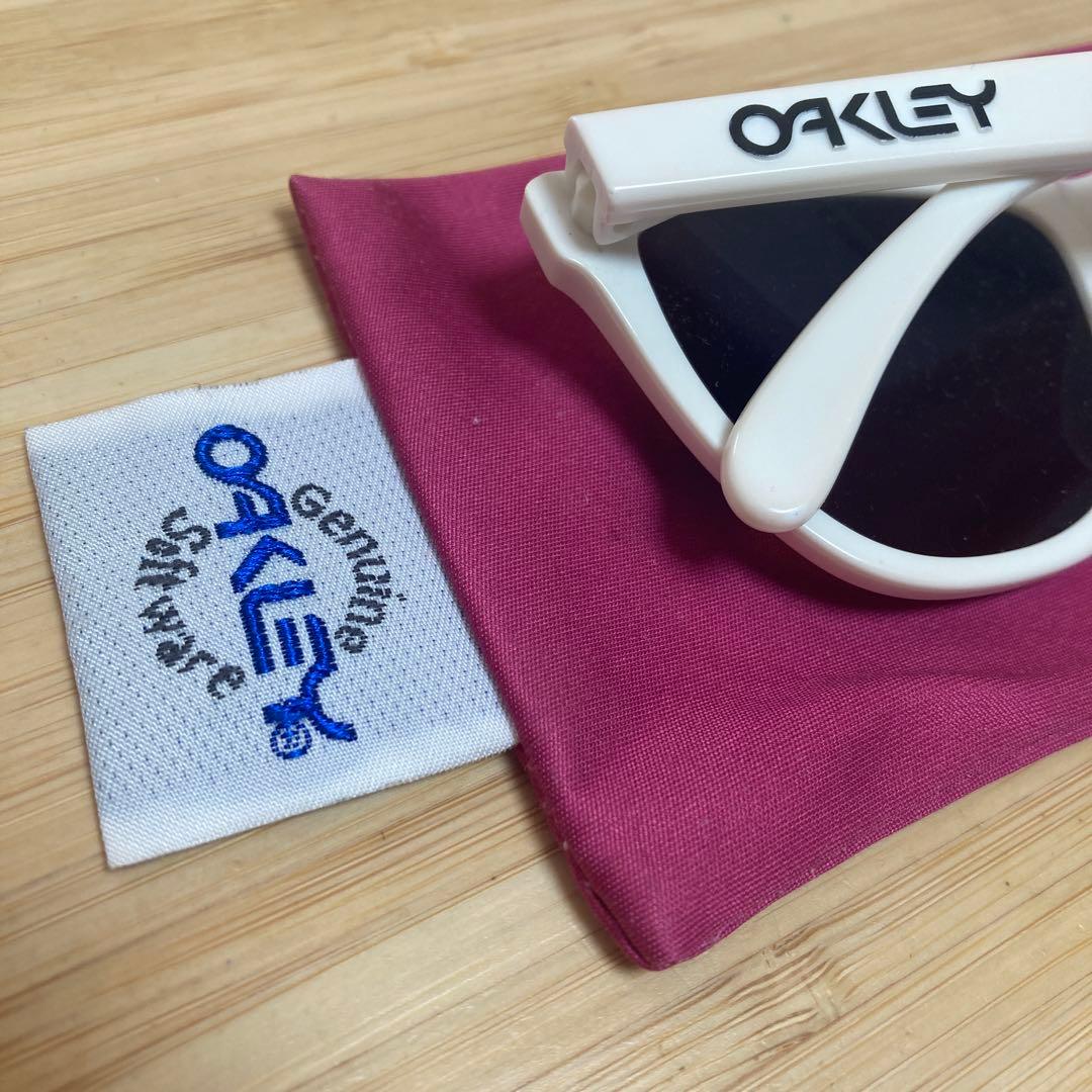 OAKLEY ホワイトフレーム 紫レンズ サングラス