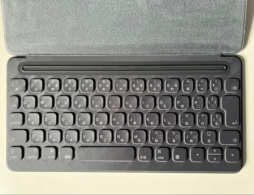 純正 Apple iPad スマートキーボード MPTL2J/A