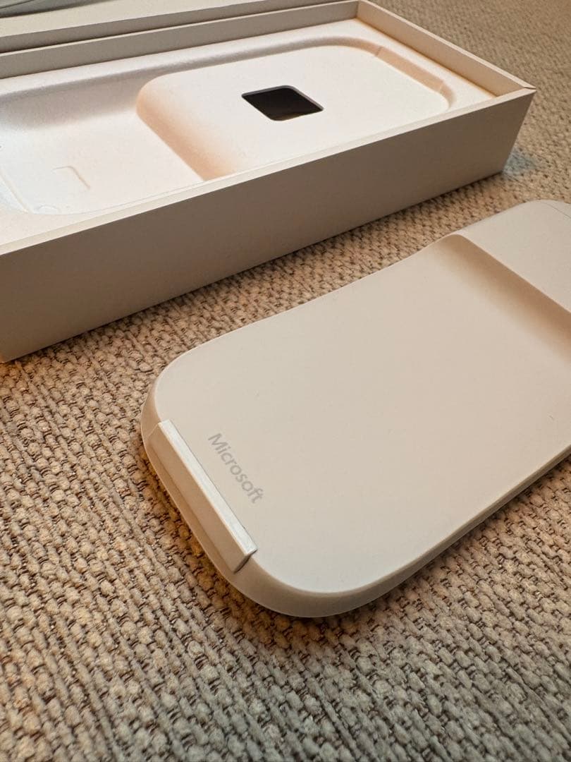 Microsoft Surface Mouse グレー 箱入り　アーク　マウス