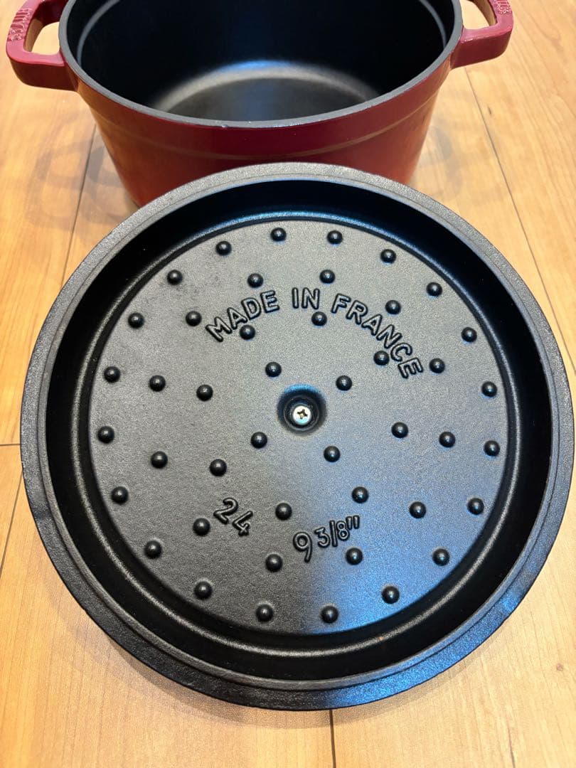STAUB ストウブ 鋳物ホーロー鍋 ピコ・ココット 24cm ラウンドチェリー
