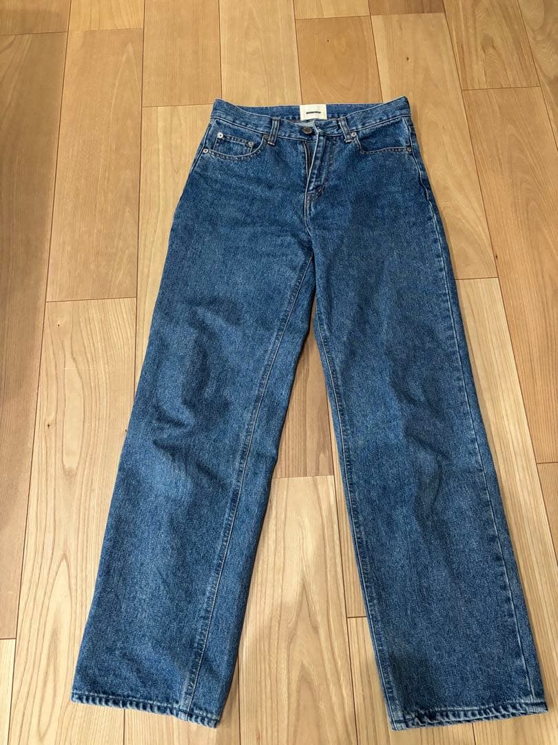 シシクイ THE SHISHIKUI low rise INDIGOデニムパンツ