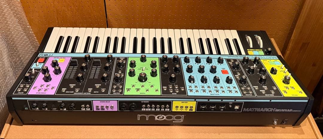 Moog Matriarch アナログシンセサイザー