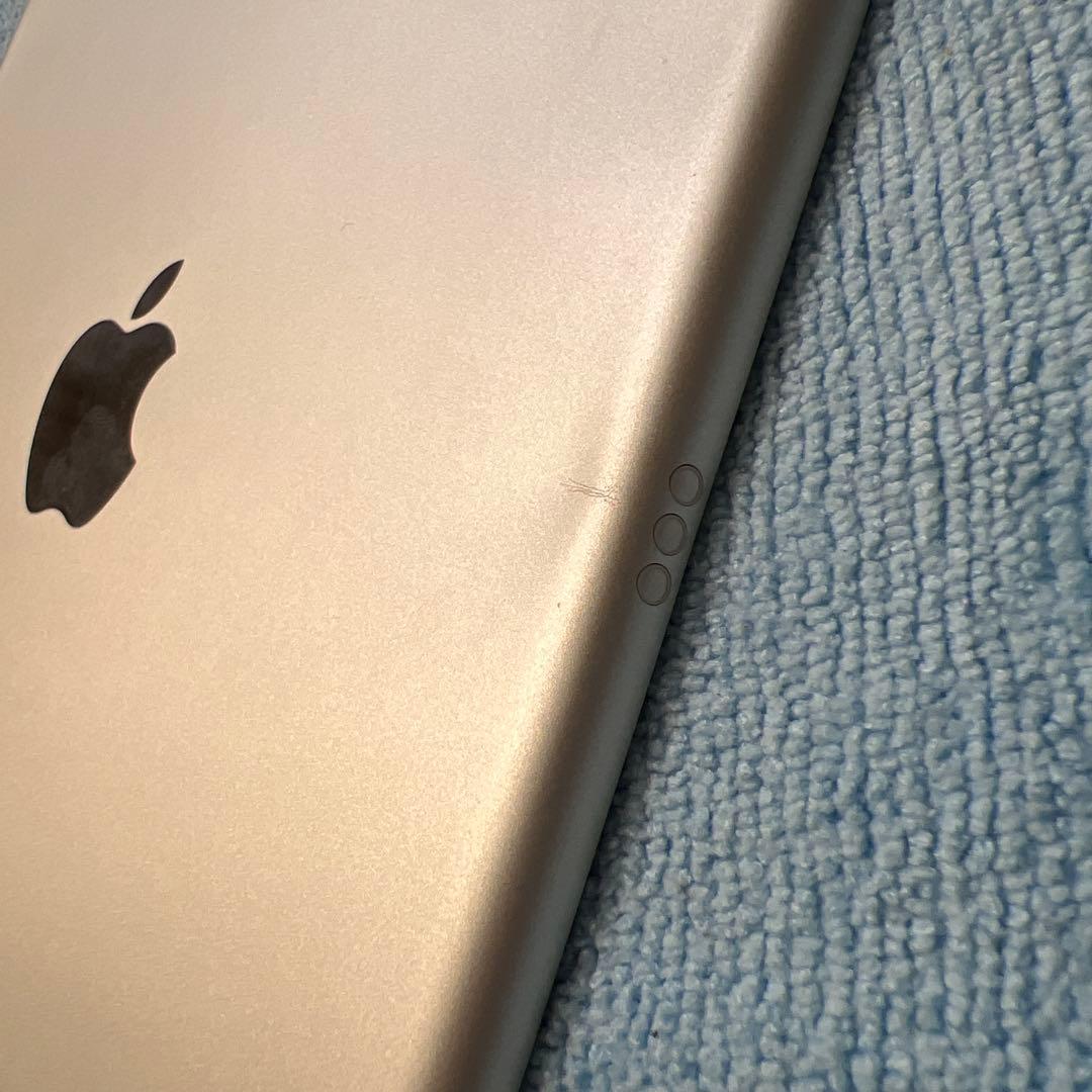 Apple iPad (第8世代) 32GB シルバー