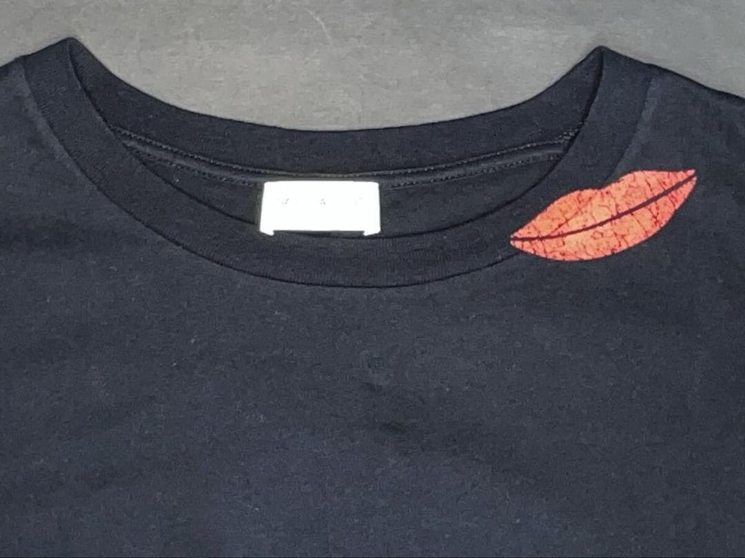正規品★サンローランパリ★ワンポイント付クールネックTシャツ S 黒 参考9万円