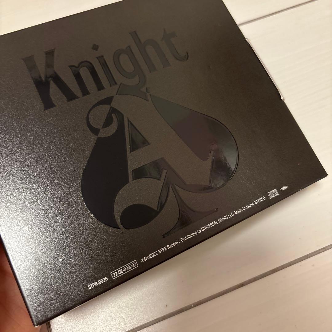 Knight A ポストカードセットとブレスレット