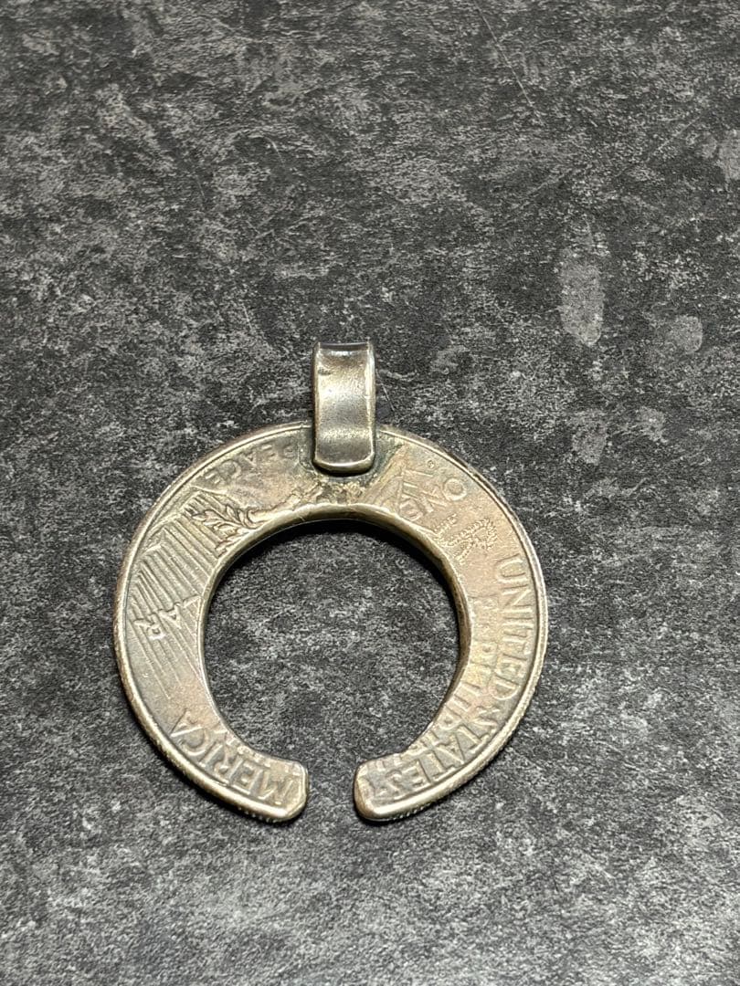 ジェシーロビンズ ナジャ ネックレストップ 1ドル銀貨