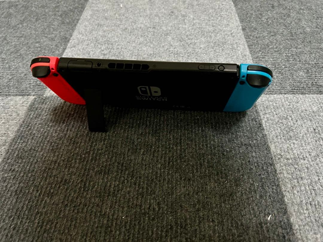 h*u様 Nintendo Switch 青/赤 本体 充電器付き