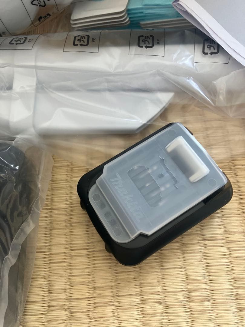 新品　マキタ　掃除機　107 紙パック式