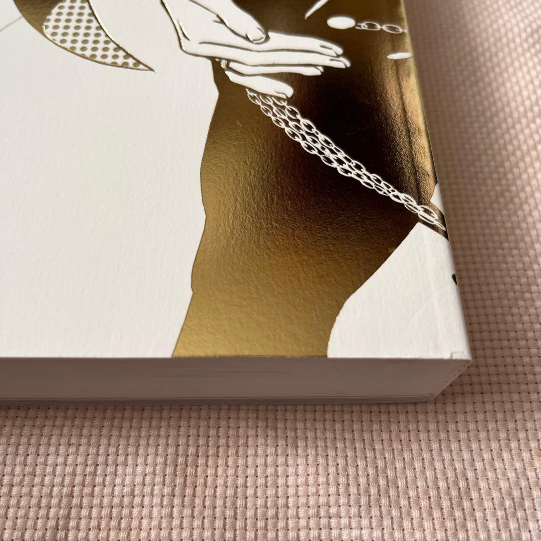 初版　ユーリ!!! on ICE SELECT BOOK 原画集