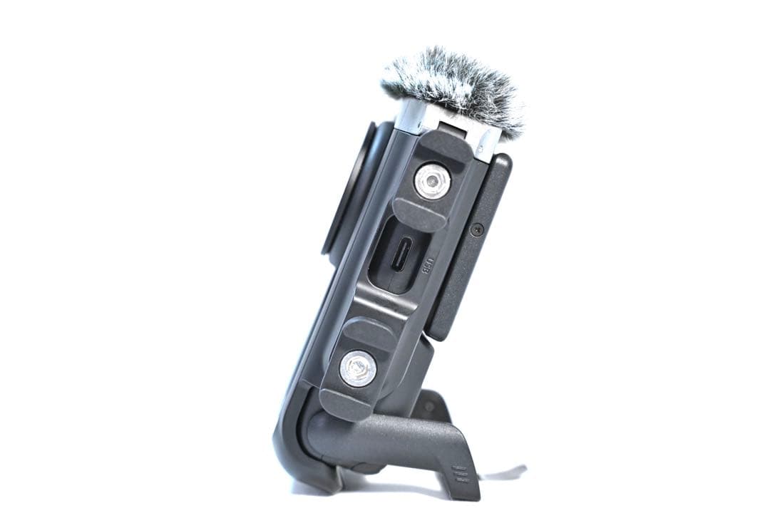 PowerShot V10 コンパクトカメラ，SmallRigケース付き