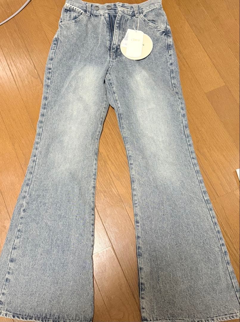 Chico レースデザインフレアデニム　新品