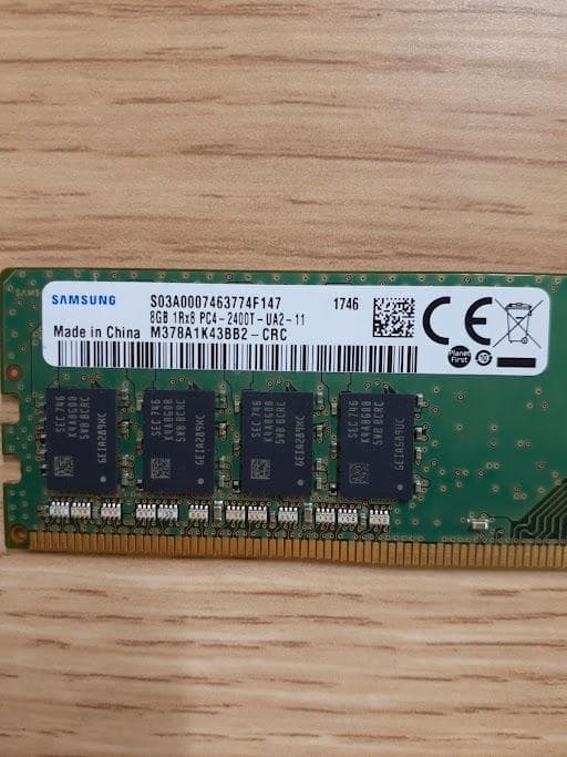 星*海様 L0217-04PCメモリSamsungDDR4 (PC4-2400T