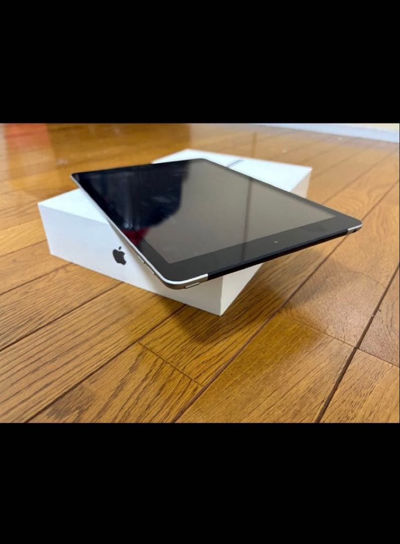 Apple iPad (第5世代) 128GB バテッリ容量95%
