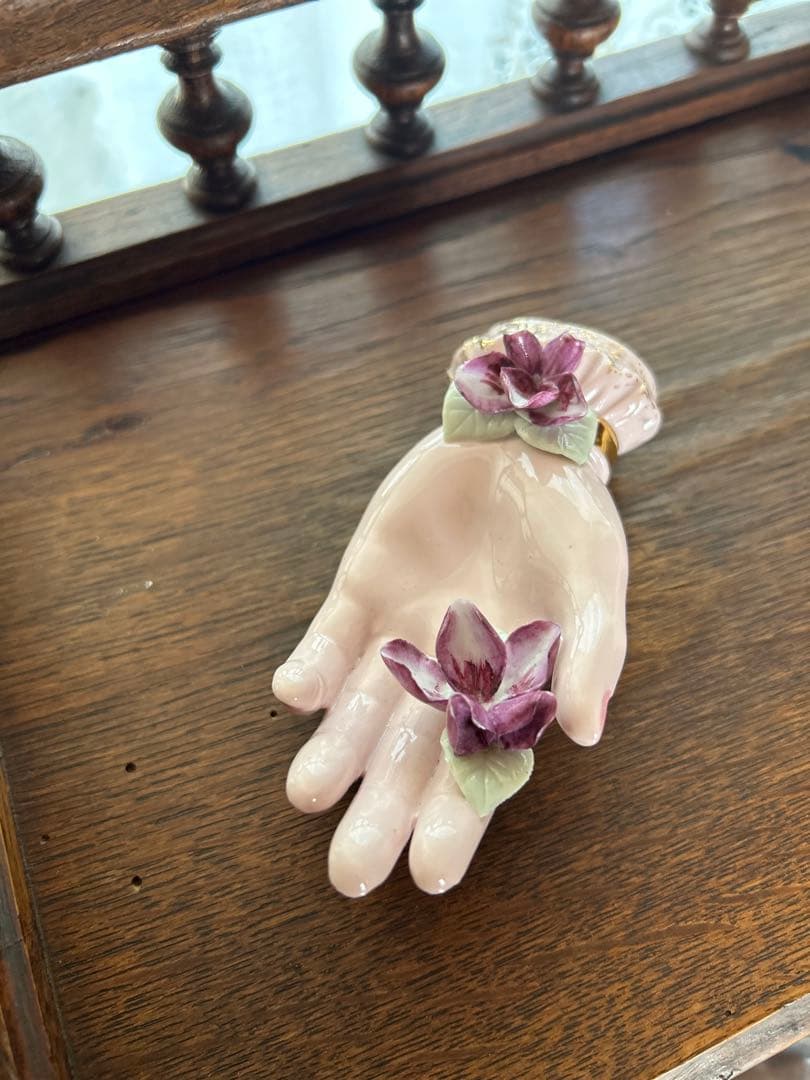 希少　陶器製手形小物入れ ハンドトレイ　スミレの花