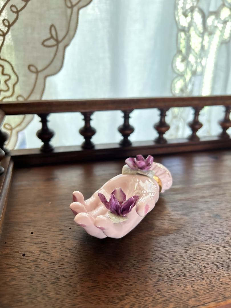 希少　陶器製手形小物入れ ハンドトレイ　スミレの花