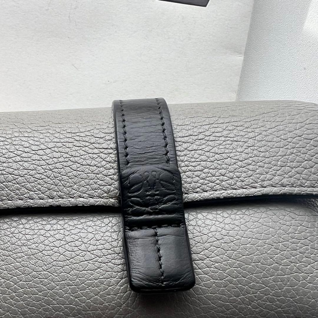 203 美品 LOEWE ロエベ 3つ折り財布