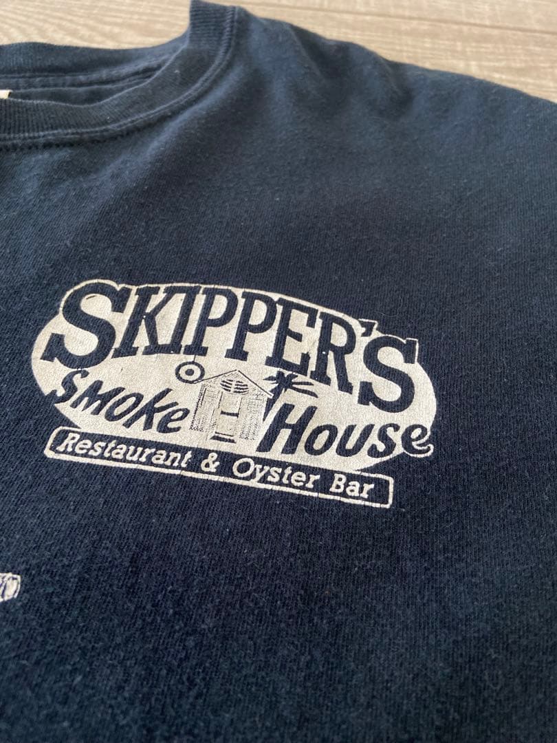 フ*ン様 【希少】Skipper's Smoke House 企業ロゴプリントT