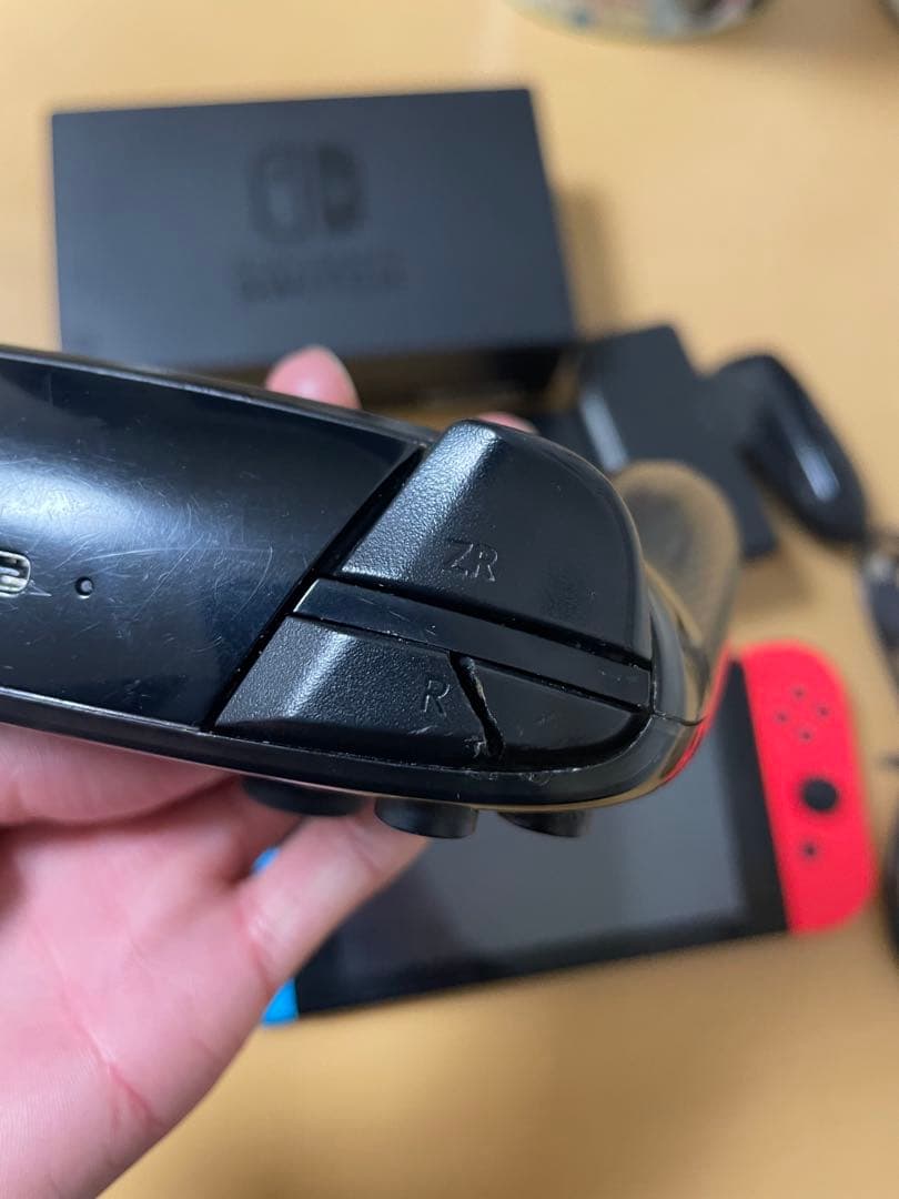 Nintendo Switch 本体 赤/青 Joy-Con 付属