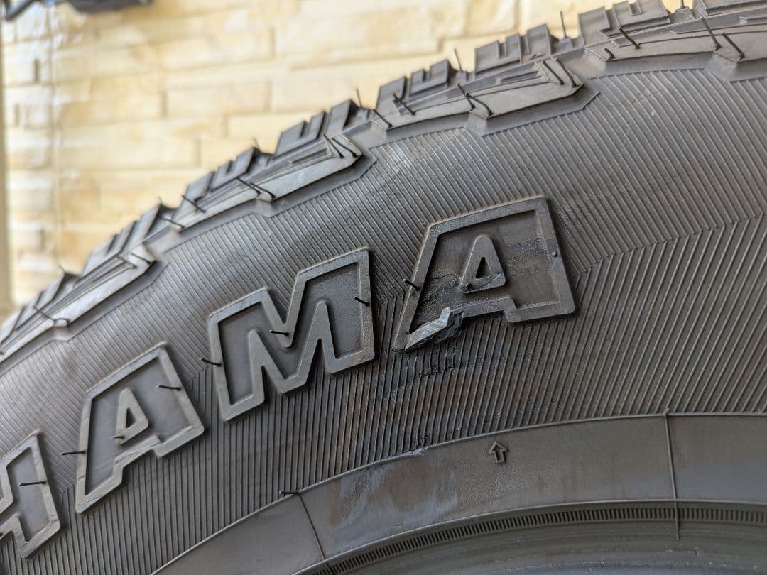 専用　難有り　ヨコハマ GEOLANDAR A/T 4 LT265/75R16