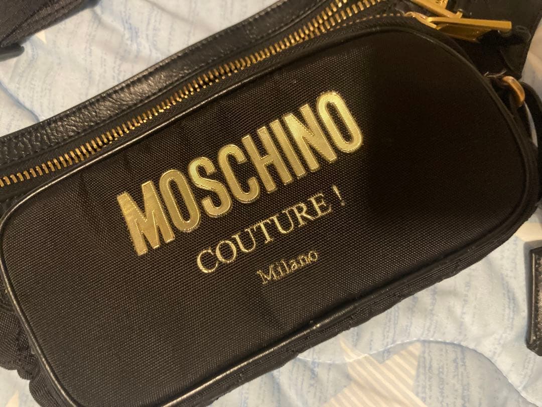最終値下げ‼️MOSCHINO ウィメンズ ウエストポーチ ブラックバッグ