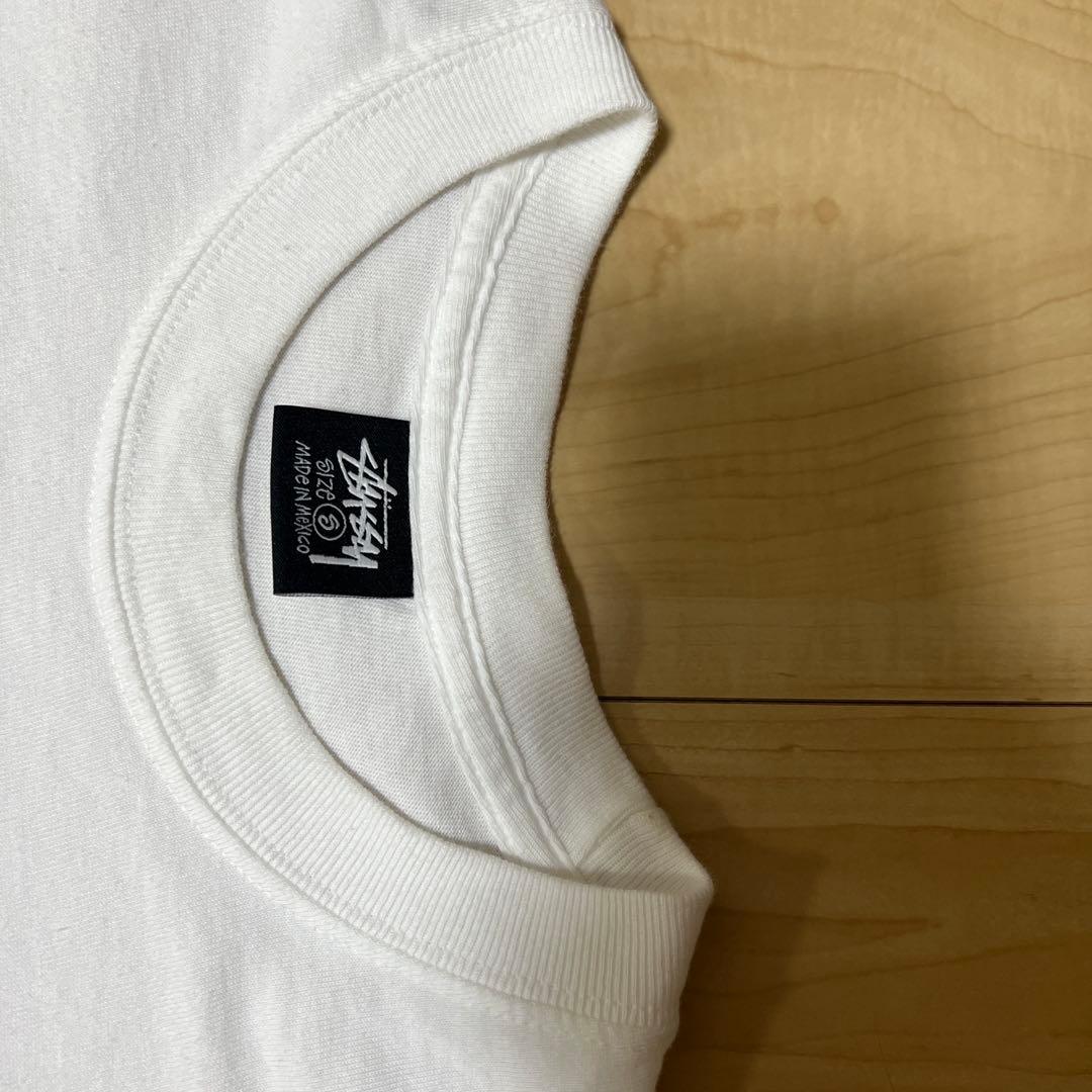 Stüssy ホワイト Tシャツ グリーンロゴ　22ss soda