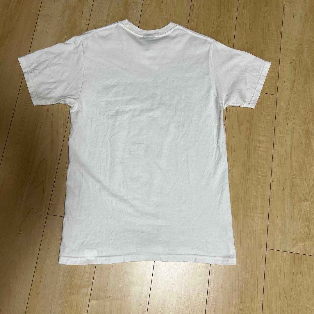 Stüssy ホワイト Tシャツ グリーンロゴ　22ss soda