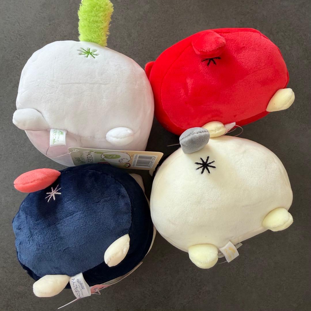 【新品】　ころころにゃんこ　ぬいぐるみ　4体セット