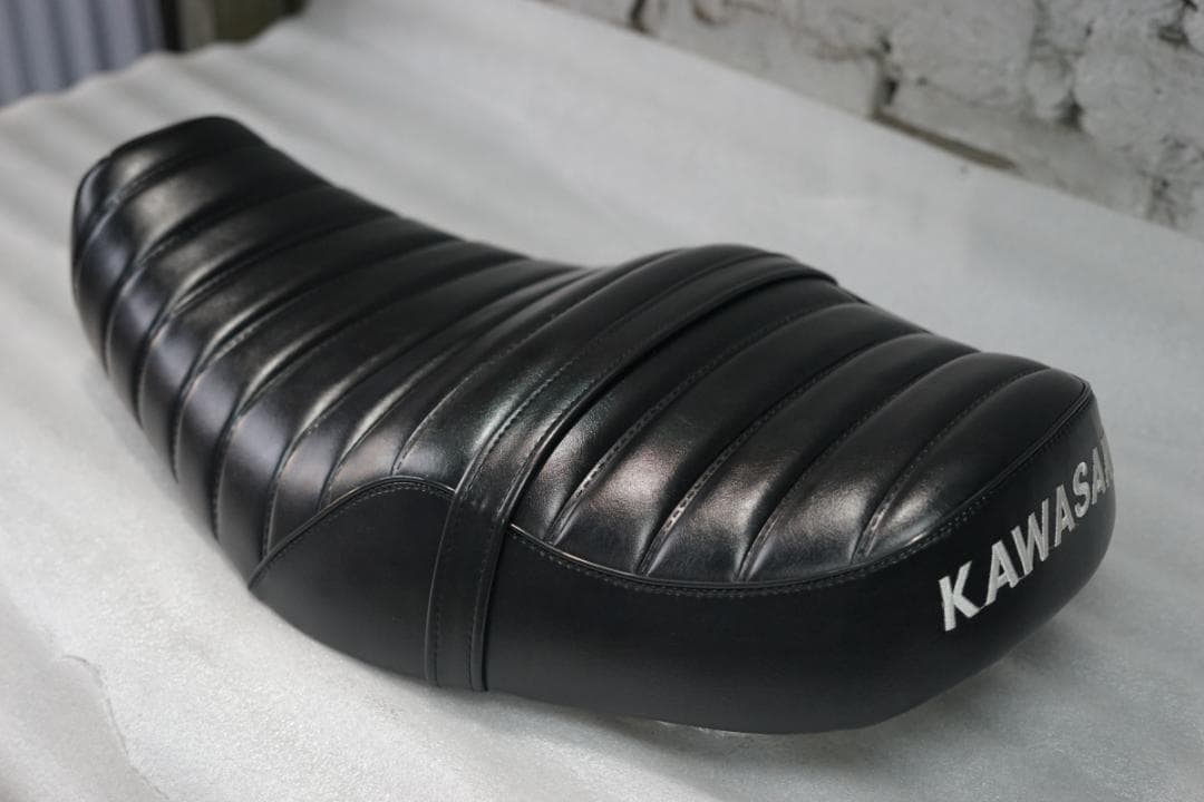 z650rs　シート　Javimotor　　TYPE　1