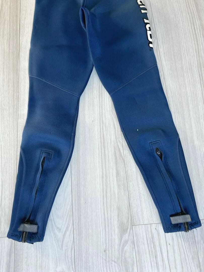 ジェットパイロット　ウェットスーツ　Sサイズ