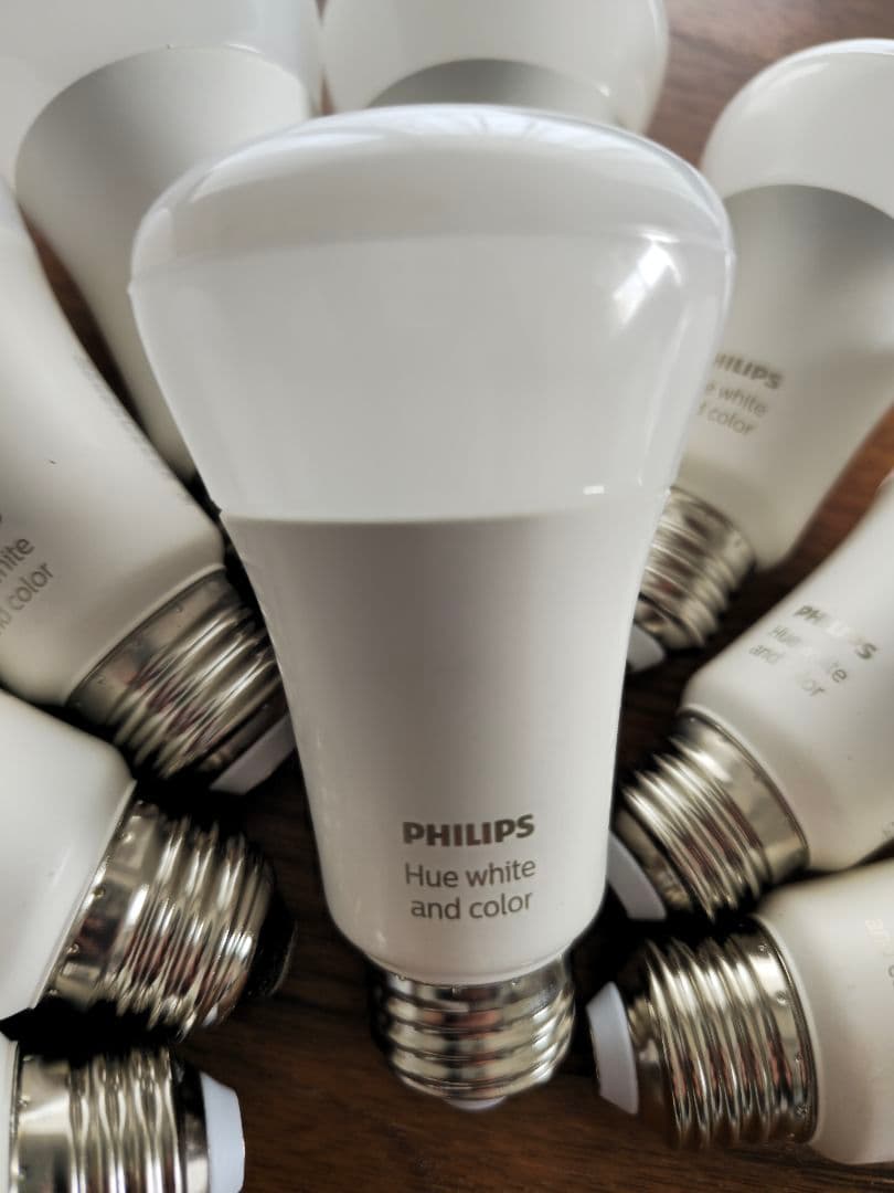 Philips Hue フルカラー LED電球 9個 & ブリッジ セット
